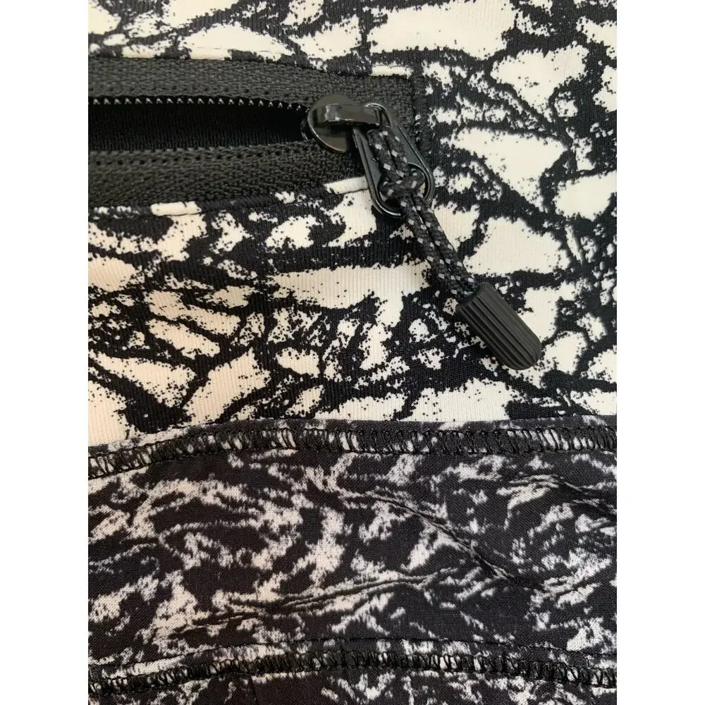 Excellent condition!! LULULEMON 